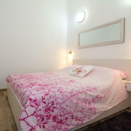 Apartment Radiant Orchid Poreč Exterior foto